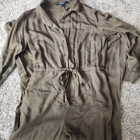 Button up jumpsuit - Picture 3 of 5